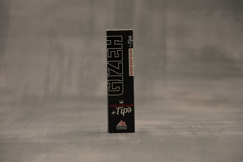 GIZEH BLACK King Size Slim + Tips